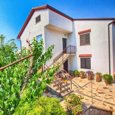 Ferienwohnung Fuer 7 Personen Ca 100 Qm In Banjole, Istrien Istrische Riviera Apartment Banjole